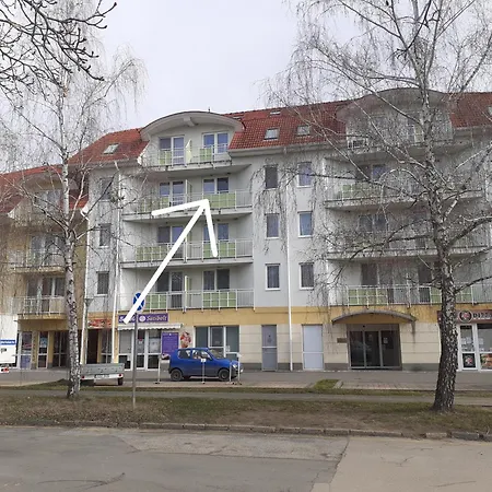 Apartment Melange ***